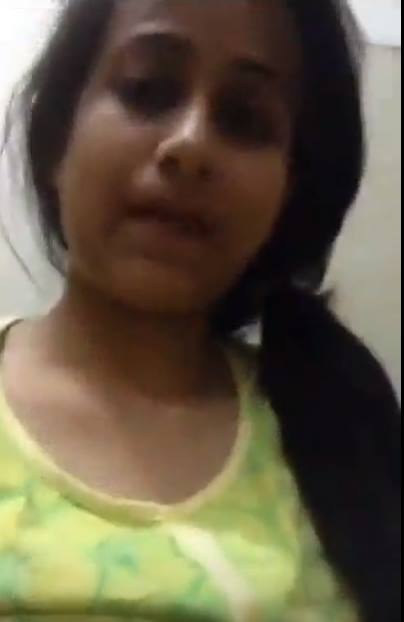 Office Bathrooomil mulai Pisaiyum Suyainba Tamil Gf Video