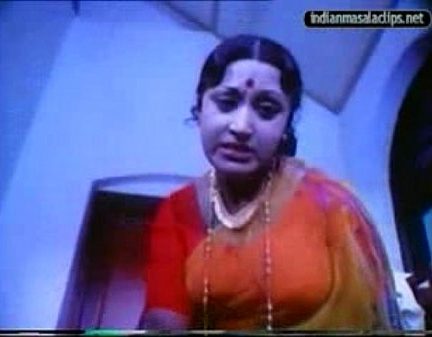 Tamil Actress Sex Sunniyai Thadavi Mulaiyai Pisaiya Vidugiral