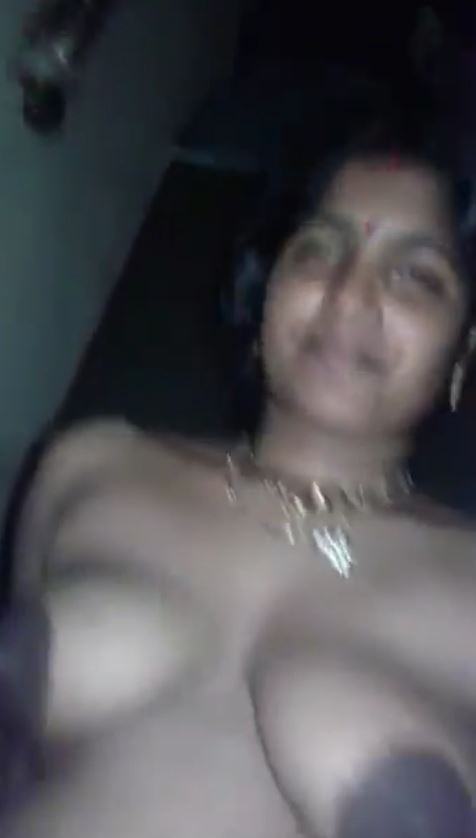 Iratinil Mudi Niraintha Pundaiyil tamil kamapisachi sex Video