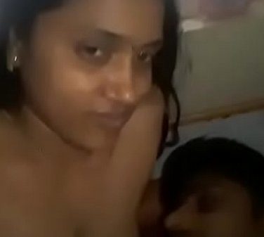 Akka thambiyin nanbanin sunniyai urinthu oombum tamil sex video