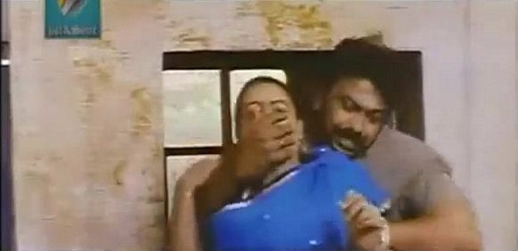 Ilam vayathil mulaiyai vellai nira bravil kanbikum shakeela sex padam