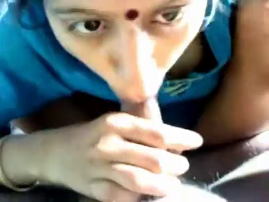 Kala kathalan sunniyai sappi viraika vaithu ookum tamil wife sex video