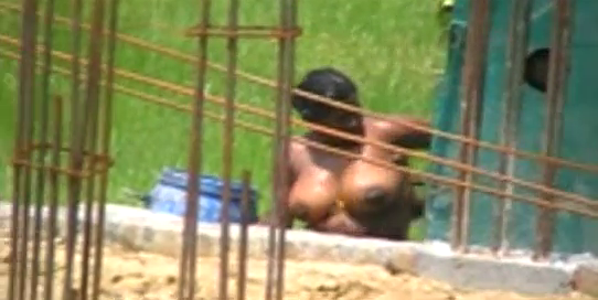 Katida velai seiyum mallu aunty mulai kanbithu kulikum salem sex video