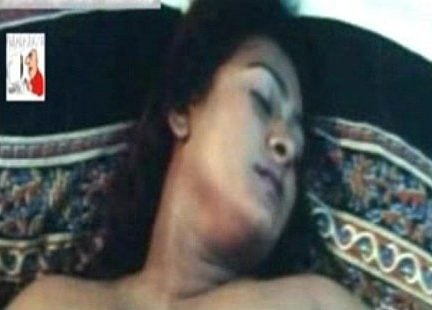 Shakeela mulaiyai thadavi sappi sex seiyum sex padam