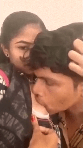 Teenage paiyan tirunelveli akka mulai sappum video