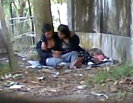 Kathalan poolai sexyaaga tamil blowjob seiyum south indan porn videos