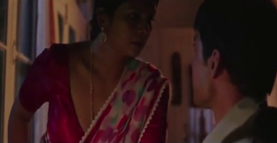 Aunty matrum magal sex seithu sema moodu eatrum tamil sex movie