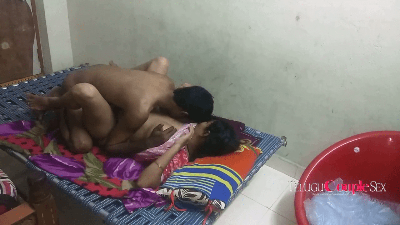 Tuition paditha pennudan padukaiyil tamil couple sex kamaveri