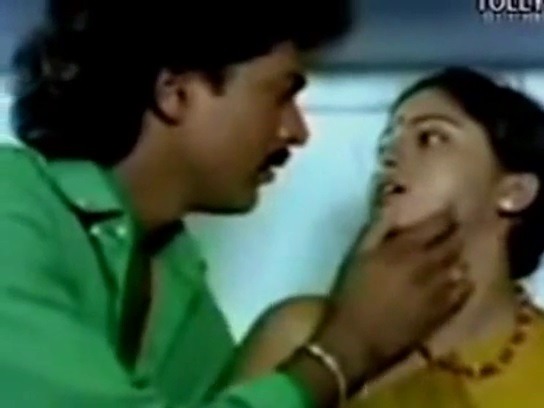 Tranil vayathu pennai sex seiyum tamil hot movies