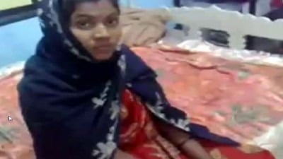 Veetu thevidiyavai oothu kanju irakum tamil wife sex video