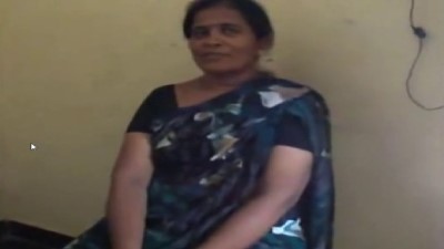 Tamil teacher sex aunty pool oombi ooka kuthi katugiraal