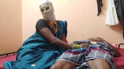 Tamil bf video kanavan manaiviyai thadavi ookiraan