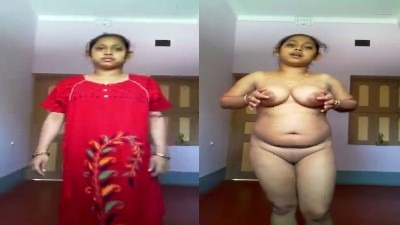 BIg boobs nudedaaga kaatum tamil village girl sex video