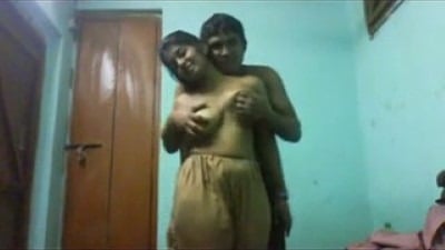 Yarum Ilatha Veettil College Students Home Porn Video