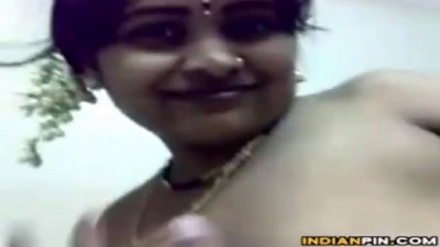 Azhagiya pen kathalan udan ookum free sex videos