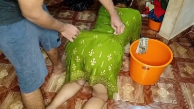 Green Chudi Periya Soothu Tamil House Maid Doggy Sex - Velaikari Sex