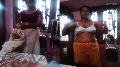 Madurai manaivi mulaiyil paal vara vaikum tamil sex videos