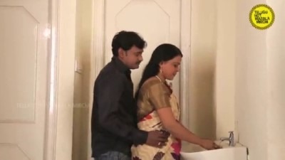 Aunty soothil sunniyai theithu sex seiyum tamil sex padam