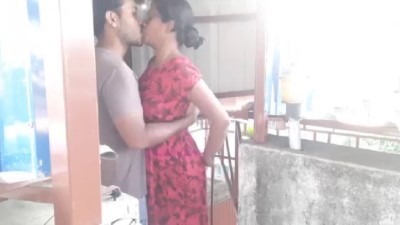 Tamil x videos ilam anni pool oombi oothu vinthu kuthiyil vara vaikiraal