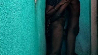 Suvaril Sayavaithu Kerala Aunty Kuda Secret Sex