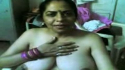 Thiruppur big aunty blowjob seiyum aunty xxx videos