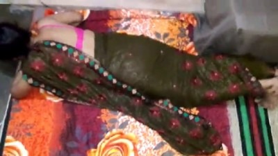 Saree aninthukonde doggy nilayil ookum south xxx video