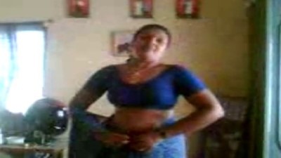 Madurai aunty kanaga jakit kayati oombum nude sex videos
