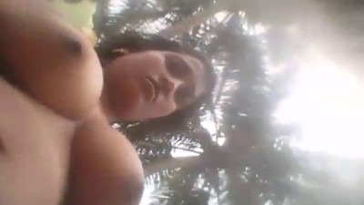 Salem village girl big boobs kanbithu pisaiyum nude hot video