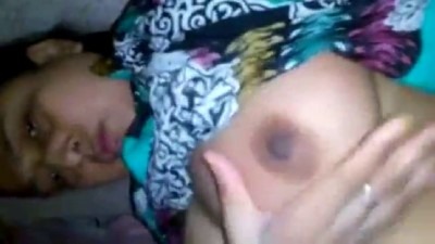 Periya mulai vaithu irukum tamil mom sex video - Tamil Sex Videos