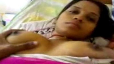 Salem nanban wife kuthiyil oothu mulai sappum hot video