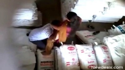 Chennai shop owner manaiviyai kuthi naki ookum sexy video