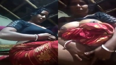 Madurai 40 age aunty boobs kanbithu viral podum sex clips