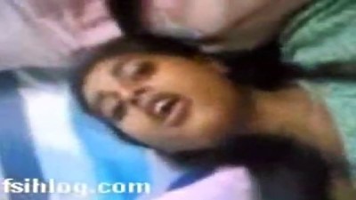 Chennai 22 age pen kuthi naki oothu kanju edukum sexy video