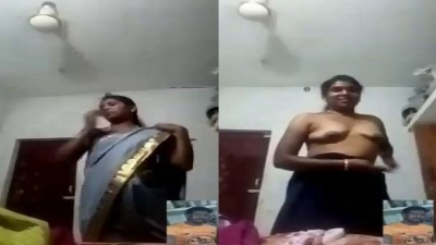 Thirunelveli aunty dress change seiyum nude clips