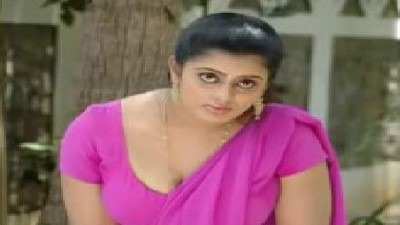 Tamil callgirl udan aabasamaaga pesum sex talk