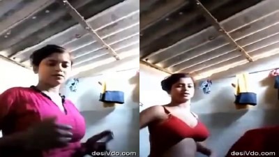 Salem village cute pen chudi kayati boobs kaatugiraal