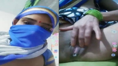 Housewife sunniyai ool seithu oombi kanju edukum live porn