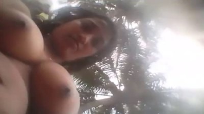 Gramathu nattukattai pen big boobs katum hot capture