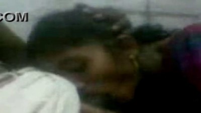 Kanchipuram ilam mami iyer poolai oombum sex clip