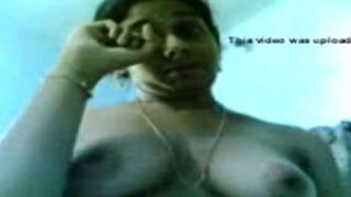 Big boobs sexy tamilnadu girl aabaasapadam