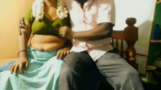Tamilnadu mallu boobs auntyai uncle ookum sex tube
