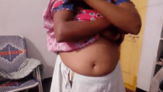 Callgirl aunty saree kayati mulai kaatugiraal