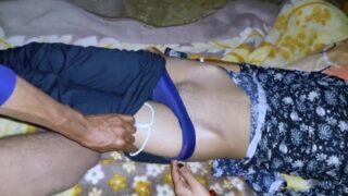 19vayathu teenage thangachi koothiyil poolai thadavi othen HD