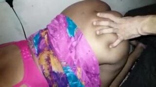 Office boy senior aunty saree thukitu sex seikiran