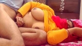 Amma thozhi mulai sappi pundai fuck seithen