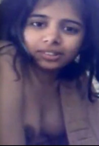 Kulithu Mudithu Roomirkku Nirvanamaaga Vantha Sister Mulai Video