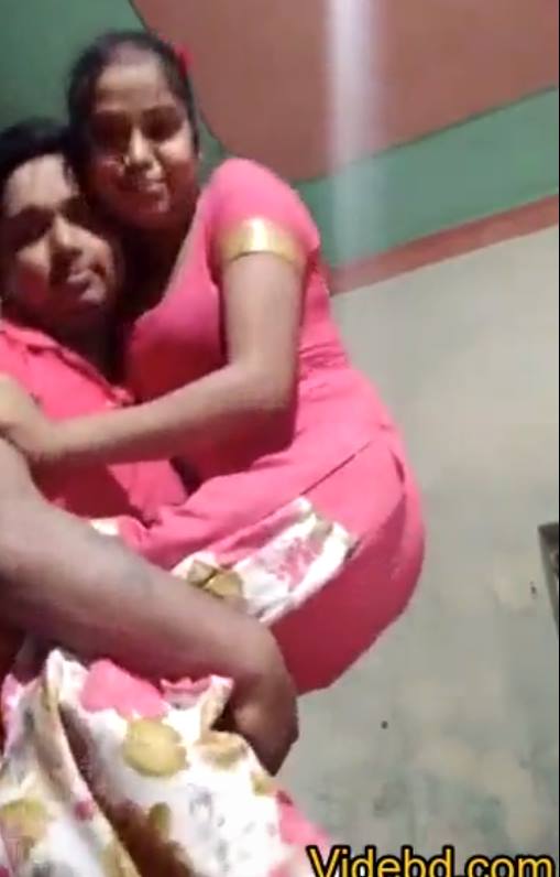 Thangaiyai PIdithu Iduppinil Vaithu Sexy Tamil Sister Sex Video