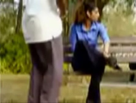 Ilam pen tamil blowjob sunniyai sexyaaga umbi vidugiral