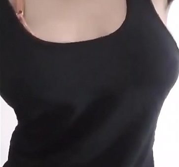 Sexy tamil girls Ilamai mulai matrum kuthiyai kanbikiraal