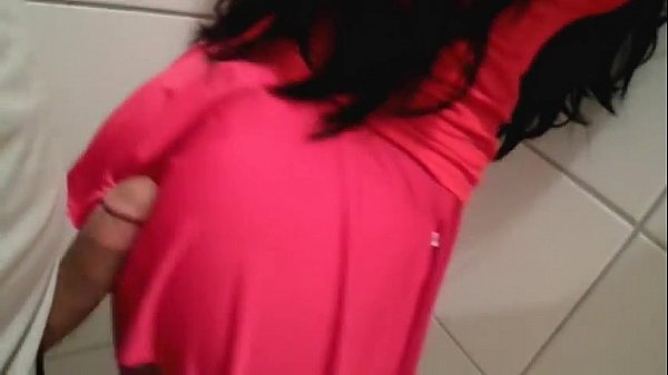 Kutai pavadai penin big tamil ass thadavi ookiraan